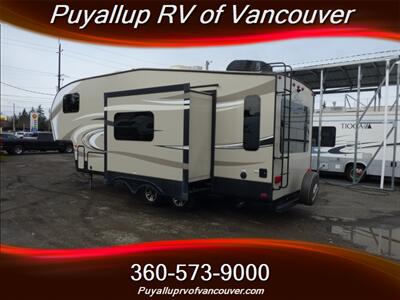 2017 KEYSTONE RV COUGAR 246RLSWE   - Photo 2 - Vancouver, WA 98682-4901