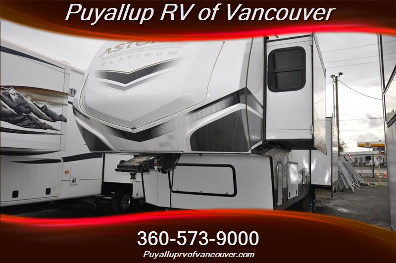 2022 KEYSTONE RV ASTORIA PLATINUM 3173R2P   - Photo 1 - Vancouver, WA 98682-4901