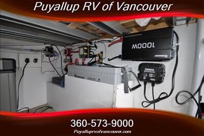 2017 Ford Transit CAMPER CONVERSION   - Photo 21 - Vancouver, WA 98682-4901