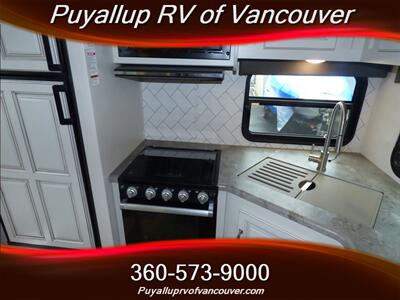 2021 KEYSTONE RV COUGAR 24SABWE   - Photo 11 - Vancouver, WA 98682-4901