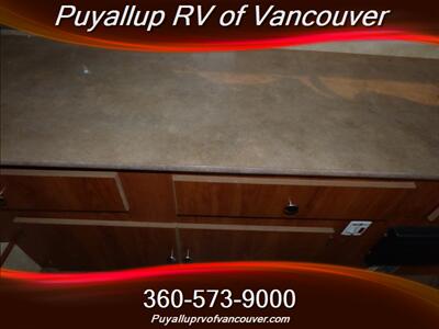 2011 FOREST RIVER VIKING EPIC 2107   - Photo 12 - Vancouver, WA 98682-4901