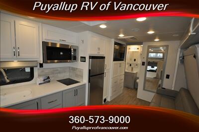 2024 VERACRUZ RENEGADE   - Photo 11 - Vancouver, WA 98682-4901