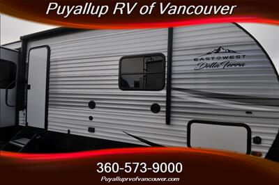 2021 FOREST RIVER RV EAST TO WEST DELLA TERRA 292MK   - Photo 4 - Vancouver, WA 98682-4901