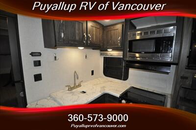 2020 HIGHLAND RIDGE OPEN RANGE 2102RB ULTRA LITE SERIES   - Photo 9 - Vancouver, WA 98682-4901