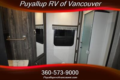 2020 HIGHLAND RIDGE OPEN RANGE 2102RB ULTRA LITE SERIES   - Photo 13 - Vancouver, WA 98682-4901