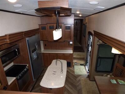 2016 JAYCO NORTHPOINT R387RDFS   - Photo 8 - Vancouver, WA 98682-4901