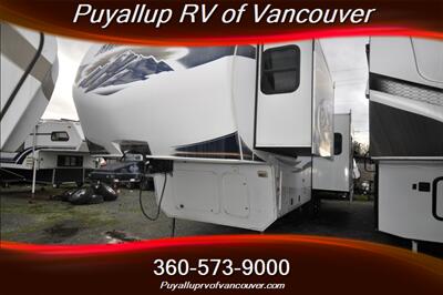 2011 KEYSTONE RV MONTANA 3000RK 3000RK   - Photo 2 - Vancouver, WA 98682-4901