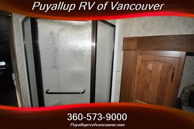 2011 KEYSTONE RV MONTANA 3000RK 3000RK   - Photo 12 - Vancouver, WA 98682-4901