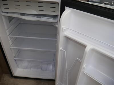 2025 Gulf Stream Trail Boss 170RQ   - Photo 11 - Puyallup, WA 98373