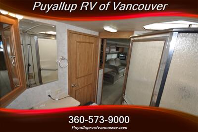 2005 WINNEBAGO JOURNEY 36G   - Photo 7 - Vancouver, WA 98682-4901