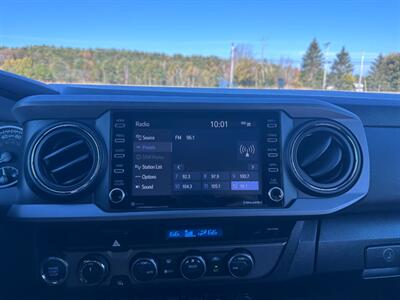 2023 Toyota Tacoma TRD Off-Road   - Photo 17 - Hermon, ME 04401