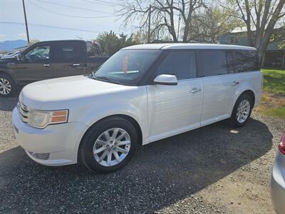 2009 Ford Flex SEL   - Photo 3 - Central Point, OR 97502