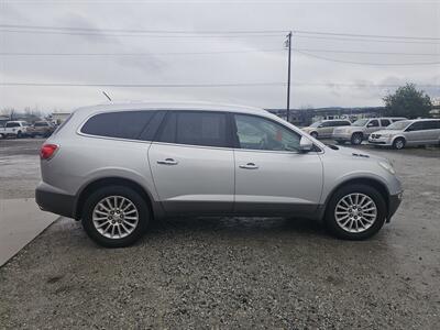 2009 Buick Enclave CXL   - Photo 2 - Central Point, OR 97502