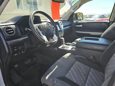 2019 Toyota Tundra SR5   - Photo 4 - Central Point, OR 97502