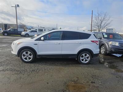2013 Ford Escape SE   - Photo 2 - Central Point, OR 97502