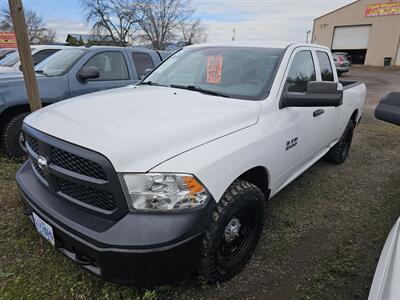 2015 RAM 1500 Tradesman   - Photo 2 - Central Point, OR 97502