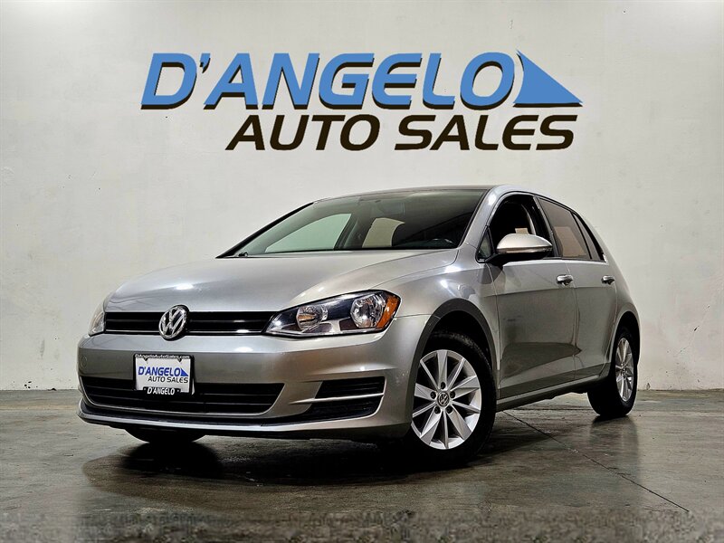 2016 Volkswagen Golf TSI S  
