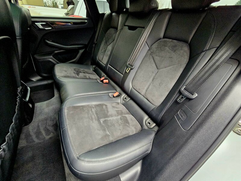 2017 Porsche Macan   - Photo 34 - Hillsboro, OR 97124