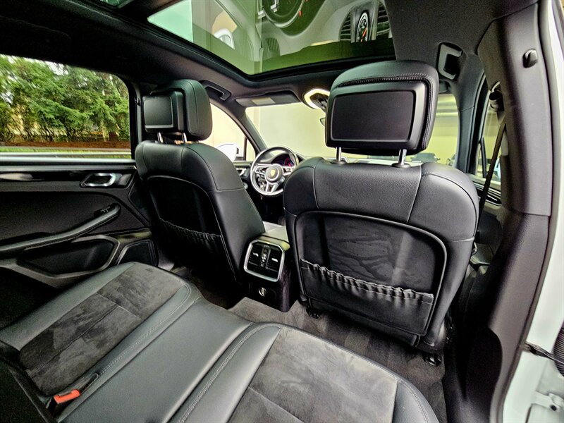 2017 Porsche Macan   - Photo 36 - Hillsboro, OR 97124