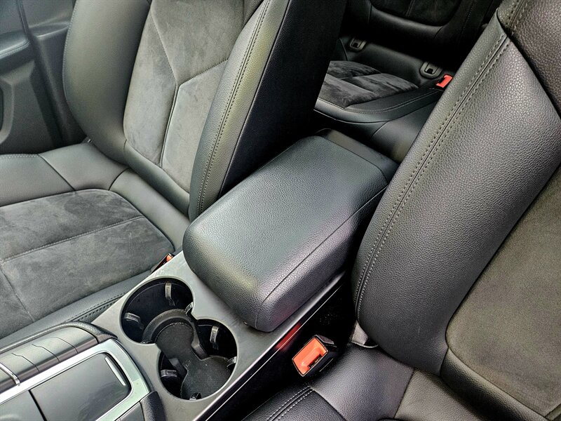 2017 Porsche Macan   - Photo 30 - Hillsboro, OR 97124