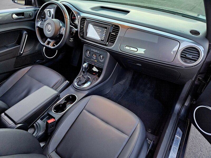 2013 Volkswagen Beetle 2.5L PZEV  