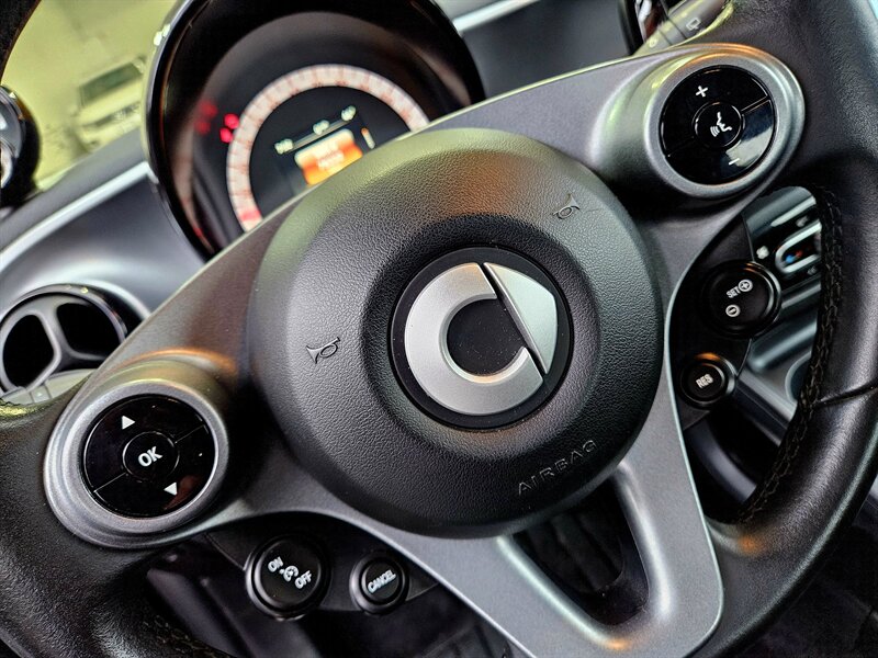 2016 Smart fortwo passion   - Photo 21 - Hillsboro, OR 97124