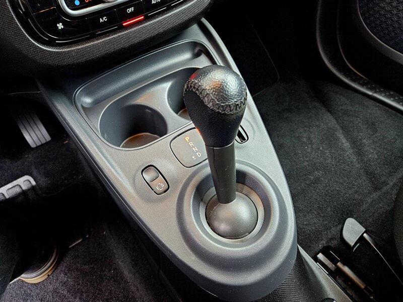 2016 Smart fortwo passion   - Photo 26 - Hillsboro, OR 97124