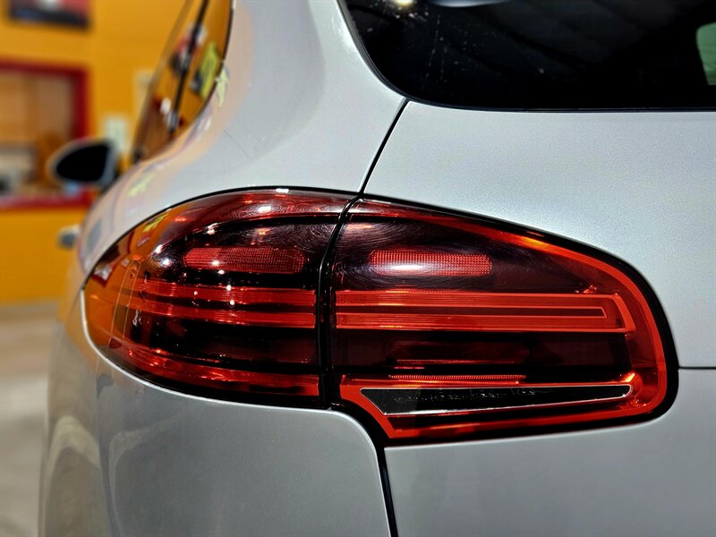 2016 Porsche Cayenne   - Photo 14 - Hillsboro, OR 97124