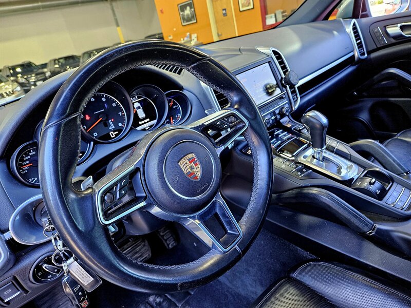 2016 Porsche Cayenne   - Photo 22 - Hillsboro, OR 97124