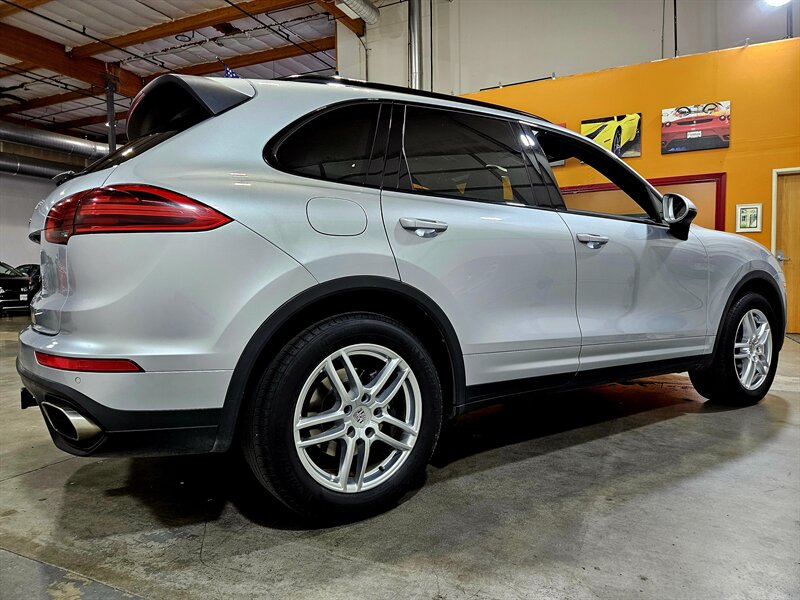 2016 Porsche Cayenne   - Photo 5 - Hillsboro, OR 97124