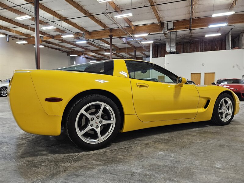 2001 Chevrolet Corvette   - Photo 7 - Hillsboro, OR 97124