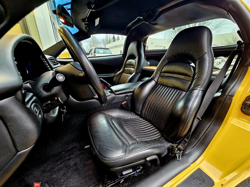2001 Chevrolet Corvette   - Photo 26 - Hillsboro, OR 97124