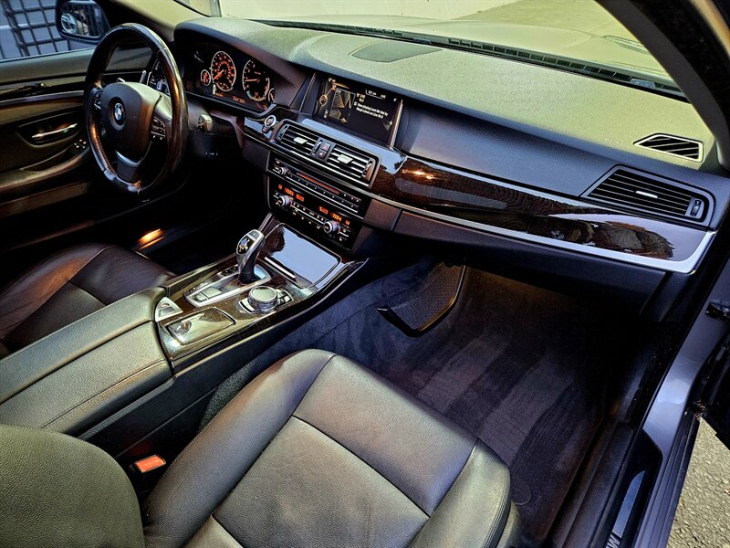 2016 BMW 528i xDrive  