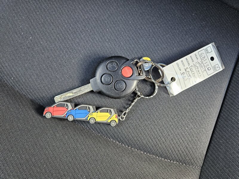 2013 Smart fortwo pure   - Photo 25 - Hillsboro, OR 97124