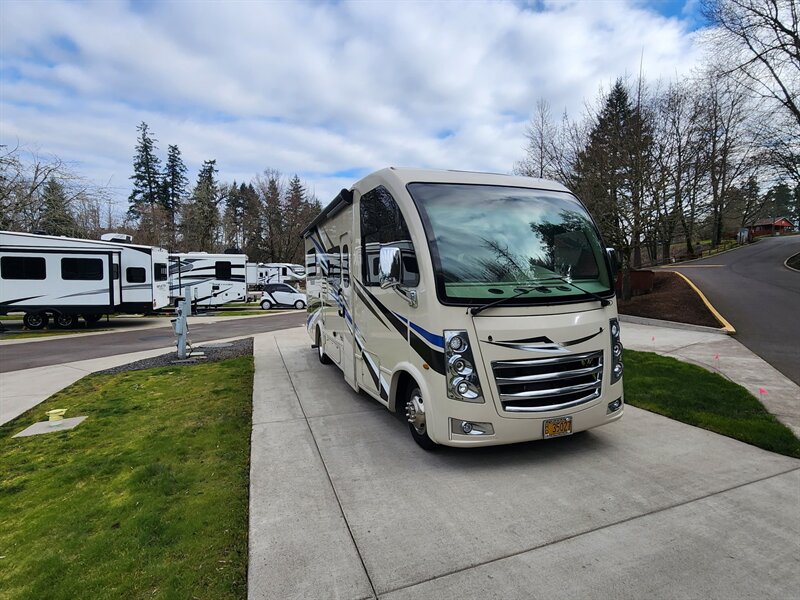 2021 Thor Vegas E-350 SD   - Photo 1 - Hillsboro, OR 97124