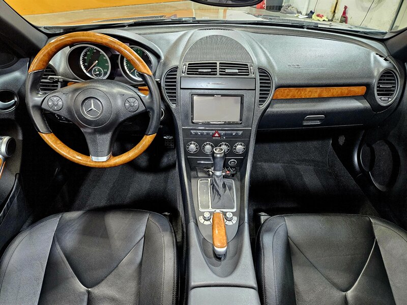 2010 Mercedes-Benz SLK SLK 300   - Photo 23 - Hillsboro, OR 97124