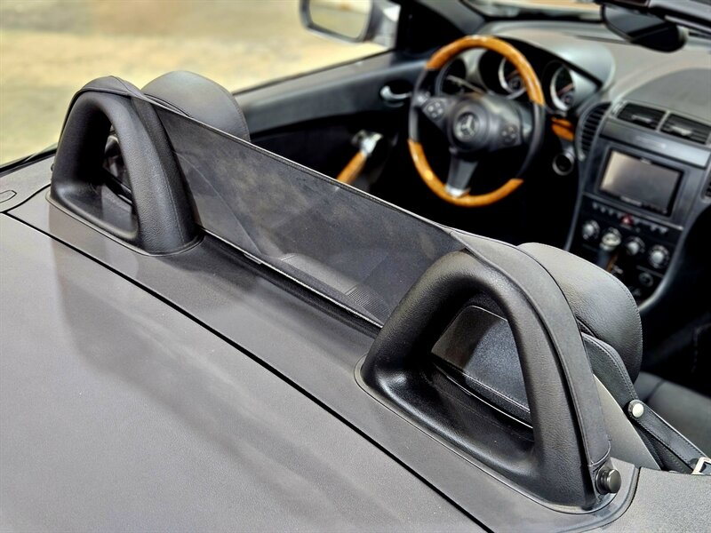 2010 Mercedes-Benz SLK SLK 300   - Photo 17 - Hillsboro, OR 97124