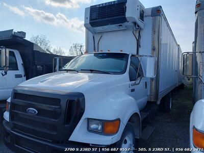 2004 Ford F 750 Refrigerated Box Truck - Photo 1 - McAllen, TX 78503