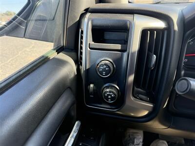 2015 Chevrolet Silverado 1500 LT Z71   - Photo 17 - Nocona, TX 76255