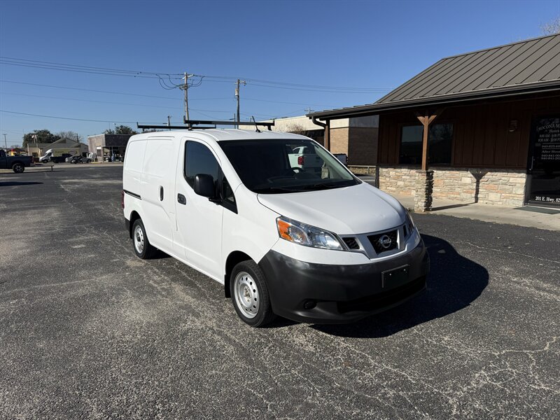 2019 Nissan NV200 S   - Photo 1 - Nocona, TX 76255