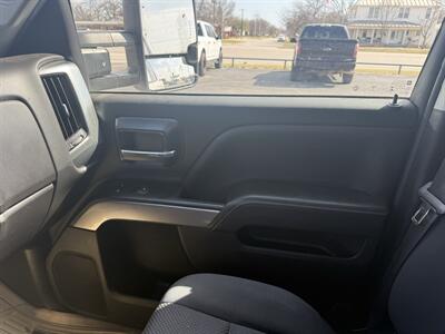 2019 Chevrolet Silverado 2500 LT Z71 - Photo 14 - Nocona, TX 76255