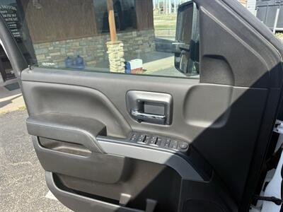 2019 Chevrolet Silverado 2500 LT Z71 - Photo 17 - Nocona, TX 76255