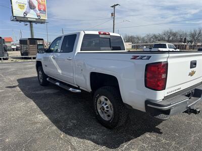 2019 Chevrolet Silverado 2500 LT Z71 - Photo 5 - Nocona, TX 76255