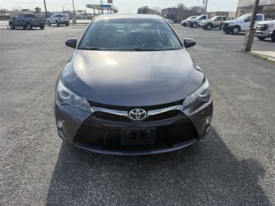2015 Toyota Camry SE   - Photo 8 - Nocona, TX 76255