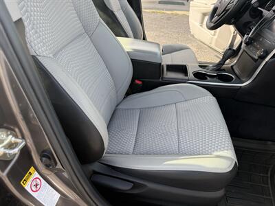 2015 Toyota Camry SE   - Photo 10 - Nocona, TX 76255