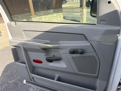 2008 Dodge Ram 1500 ST   - Photo 16 - Nocona, TX 76255