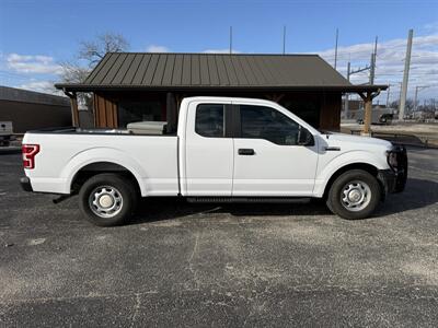 2020 Ford F-150 XL   - Photo 2 - Nocona, TX 76255
