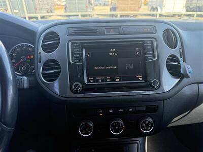 2017 Volkswagen Tiguan 2.0T Limited S   - Photo 15 - Nocona, TX 76255