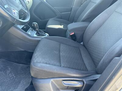 2017 Volkswagen Tiguan 2.0T Limited S   - Photo 9 - Nocona, TX 76255