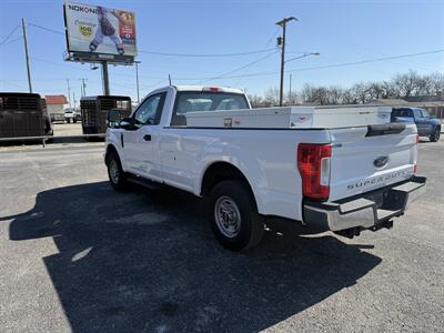 2019 Ford F-250 XL   - Photo 5 - Nocona, TX 76255